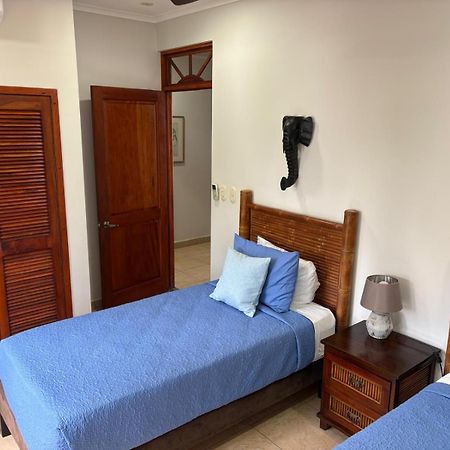 La Paloma Blanca B3 Apartment Jaco Luaran gambar